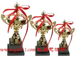 紀念品 高檔金屬獎杯（大 中 ?。? style='vertical-align:middle;'/> </a>  </div> <table class='picscroll'> <tr> <td width='5%' class='scrollarrow toleft' title='向左'>  </td> <td width='90%'> <div   id=