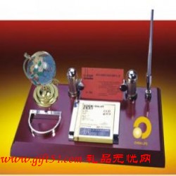 2012年禮品紅木臺(tái)歷定制